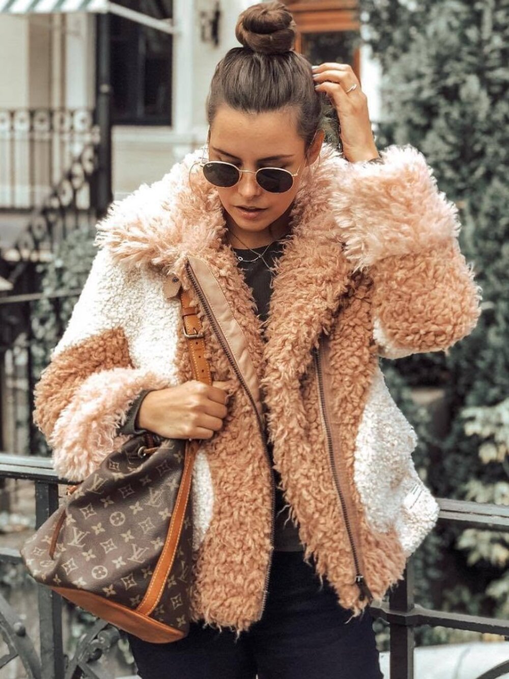 🦋💋UBER GORGE!💋🦋 Vegan Mongolian Lamb Fur Jacket w/ Genuine Leather Trim